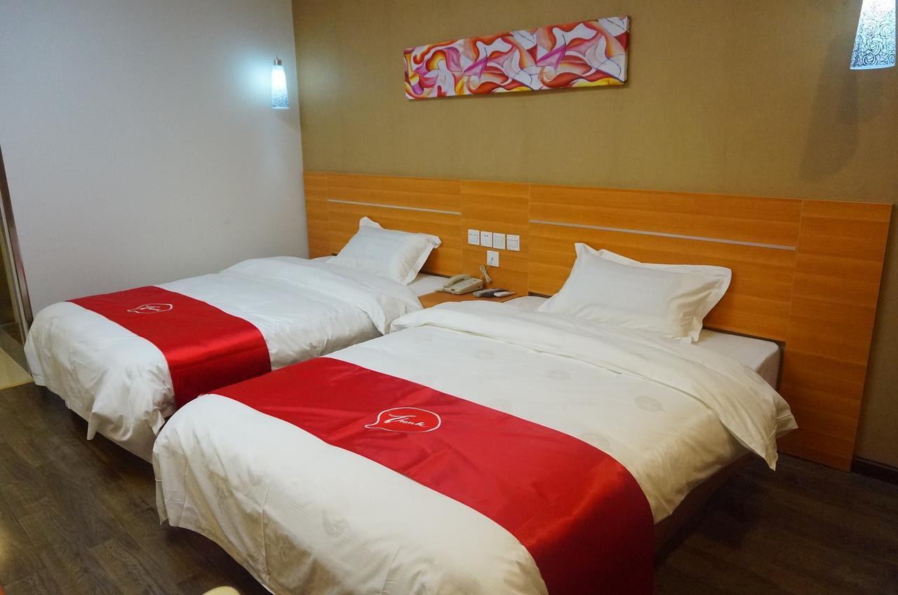 Thank Inn Chain Hotel Guizhou Zunyi Huichuan District Huichuan Avenue Esterno foto